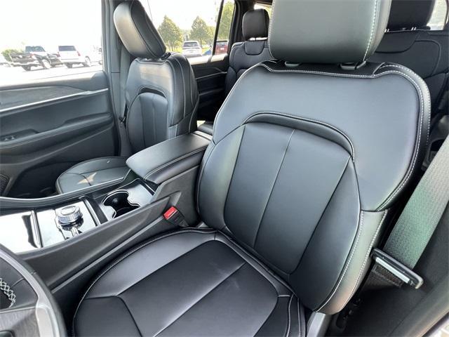 new 2025 Jeep Grand Cherokee L car, priced at $47,655