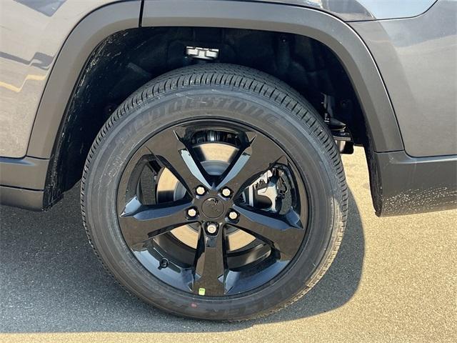 new 2025 Jeep Grand Cherokee L car, priced at $45,648