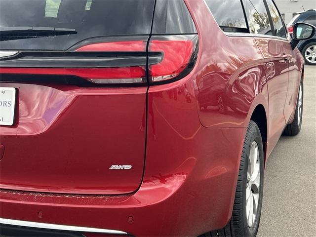 new 2026 Chrysler Pacifica car, priced at $43,433
