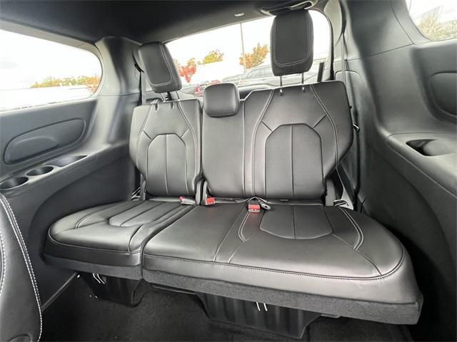 new 2026 Chrysler Pacifica car, priced at $43,433