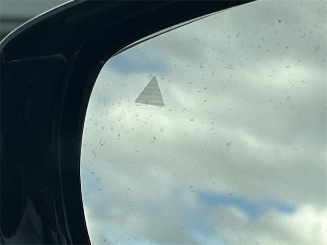 new 2026 Chrysler Pacifica car, priced at $43,433