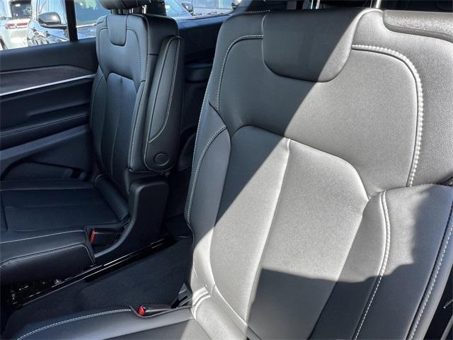 new 2025 Jeep Grand Cherokee L car, priced at $45,655