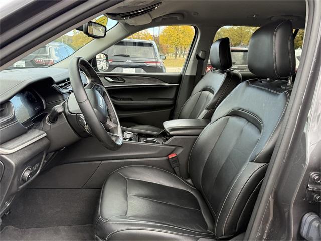 used 2021 Jeep Grand Cherokee L car, priced at $28,379