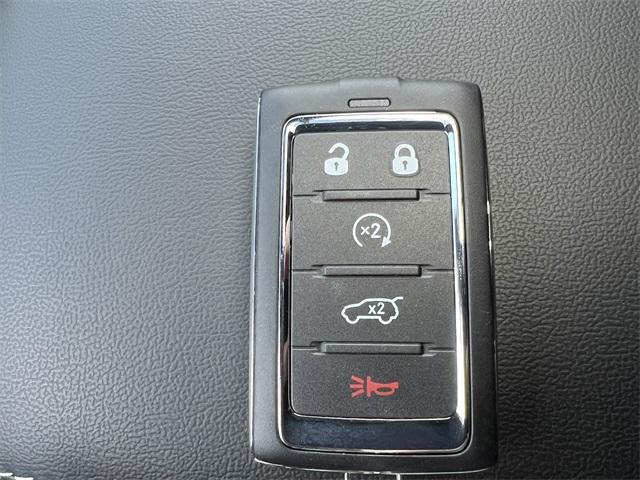 new 2025 Jeep Grand Cherokee car, priced at $48,375