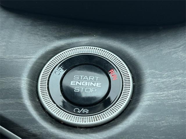 used 2024 Jeep Grand Cherokee car, priced at $36,995