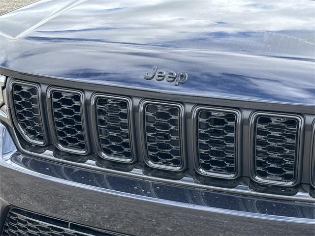 new 2025 Jeep Grand Cherokee car, priced at $52,535