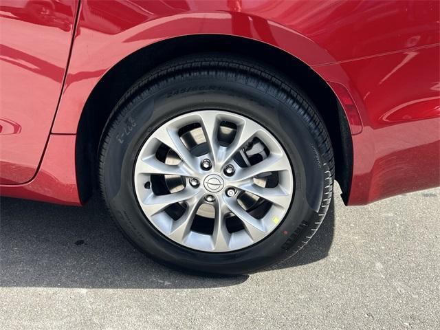 new 2026 Chrysler Pacifica car, priced at $43,433