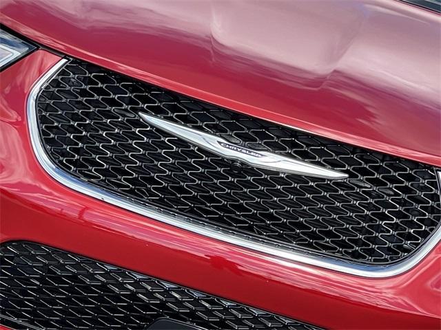 new 2026 Chrysler Pacifica car, priced at $43,433