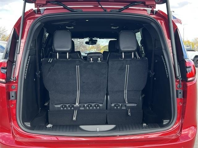 new 2026 Chrysler Pacifica car, priced at $43,433