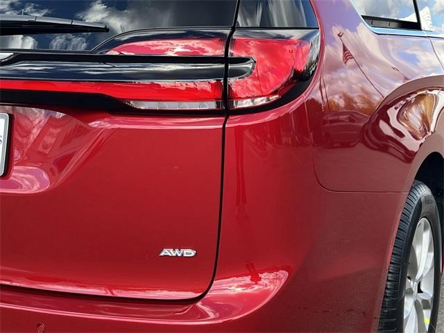 new 2026 Chrysler Pacifica car, priced at $43,433