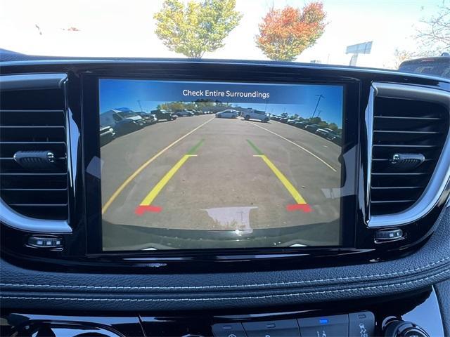 new 2026 Chrysler Pacifica car, priced at $40,067