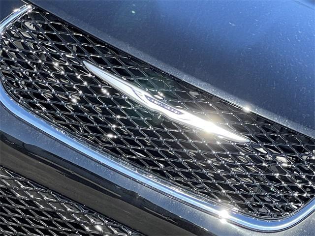 new 2026 Chrysler Pacifica car, priced at $40,067