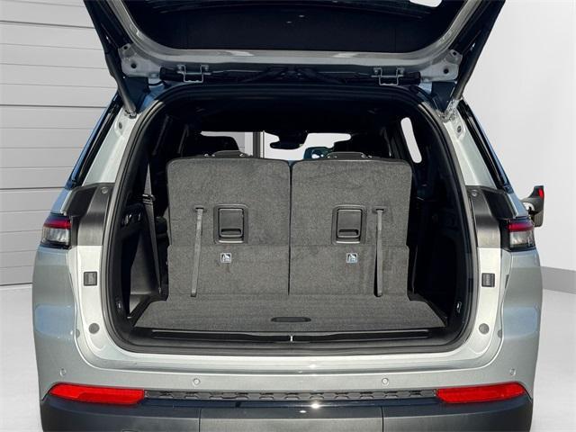 used 2025 Jeep Grand Cherokee L car