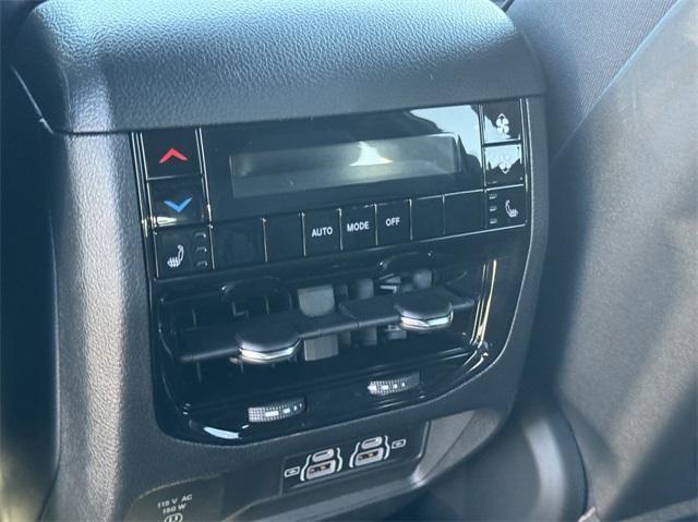 used 2025 Jeep Grand Cherokee L car