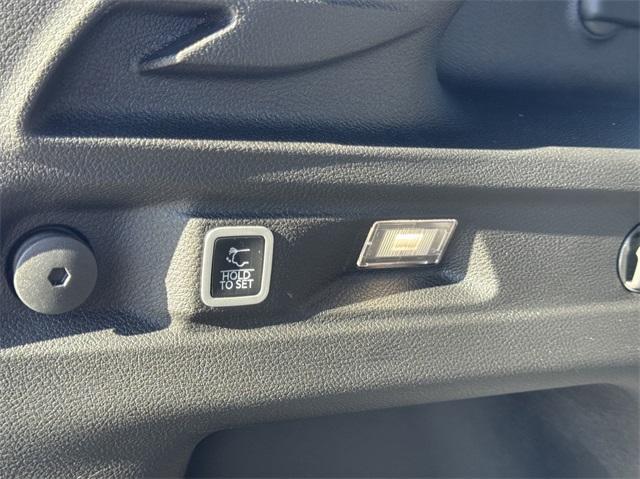 used 2025 Jeep Grand Cherokee L car