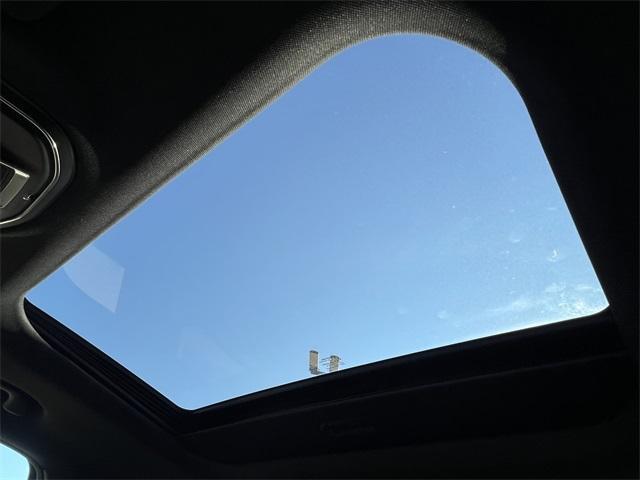 new 2025 Jeep Grand Cherokee car, priced at $46,188