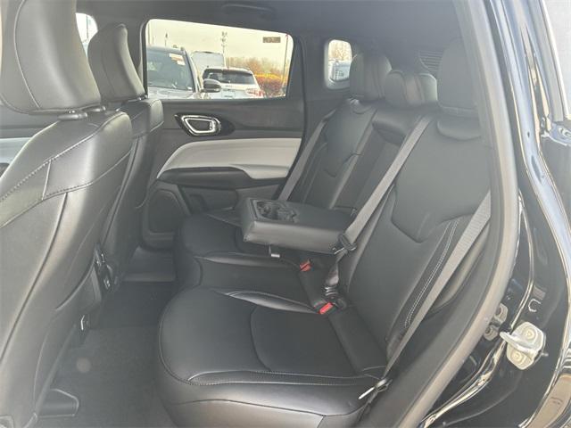 used 2025 Jeep Compass car