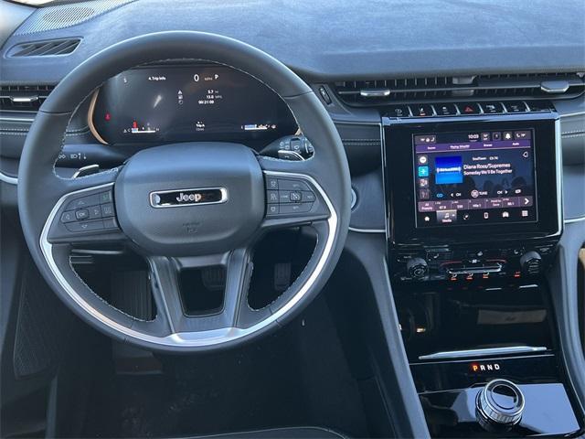 new 2025 Jeep Grand Cherokee car, priced at $43,938