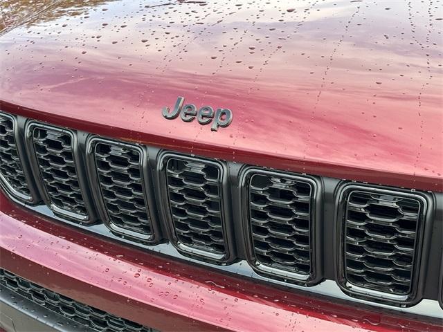 new 2024 Jeep Grand Cherokee L car, priced at $48,554