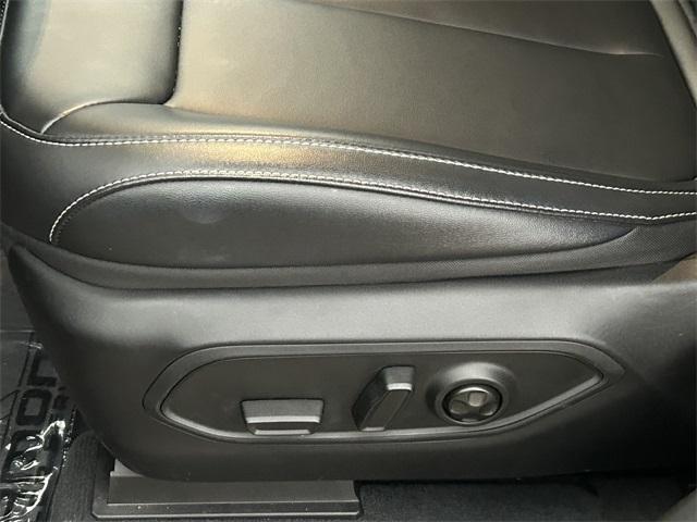 used 2023 Jeep Grand Cherokee L car