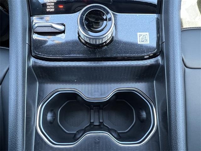 new 2025 Jeep Grand Cherokee car, priced at $47,797