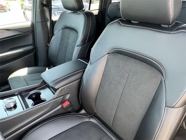 new 2025 Jeep Grand Cherokee car, priced at $48,375