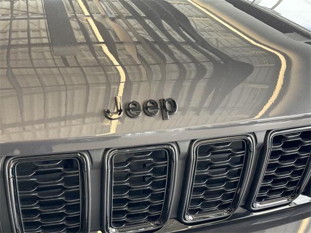 new 2024 Jeep Grand Cherokee L car, priced at $48,896