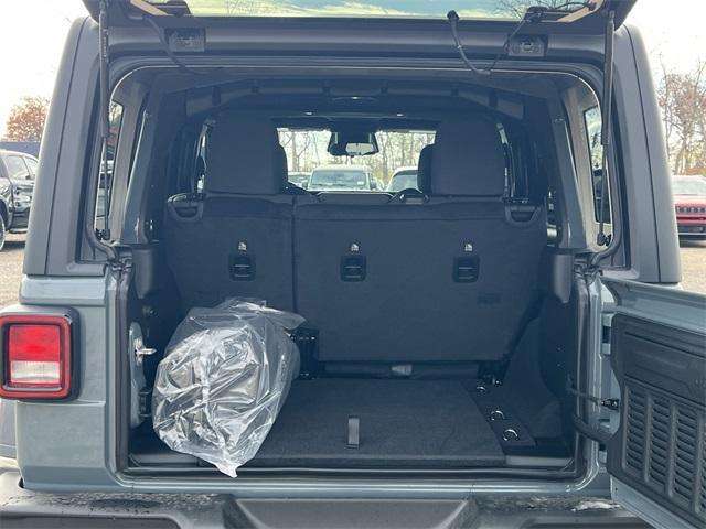 new 2026 Jeep Wrangler car, priced at $47,385