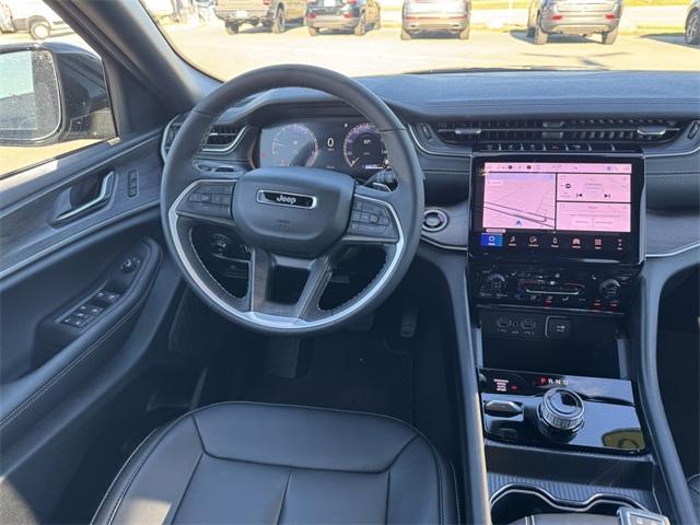 used 2025 Jeep Grand Cherokee car