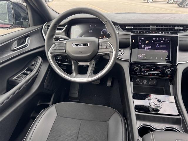 new 2025 Jeep Grand Cherokee L car