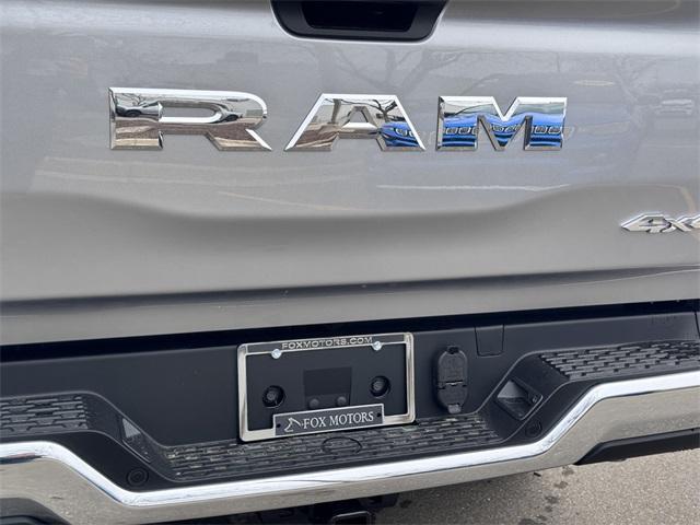 new 2025 Ram 1500 car, priced at $47,327