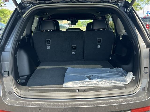new 2025 Jeep Grand Cherokee car, priced at $42,945