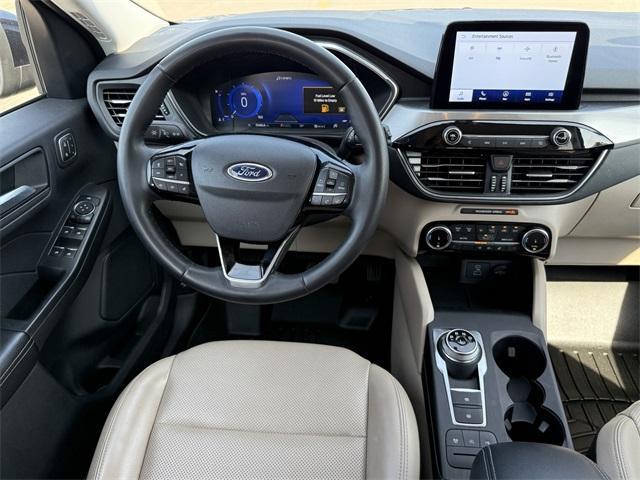 used 2022 Ford Escape car, priced at $25,595
