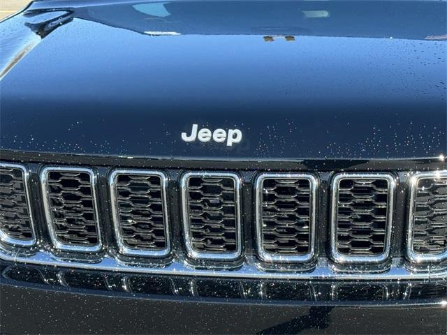 new 2024 Jeep Grand Cherokee car, priced at $50,707