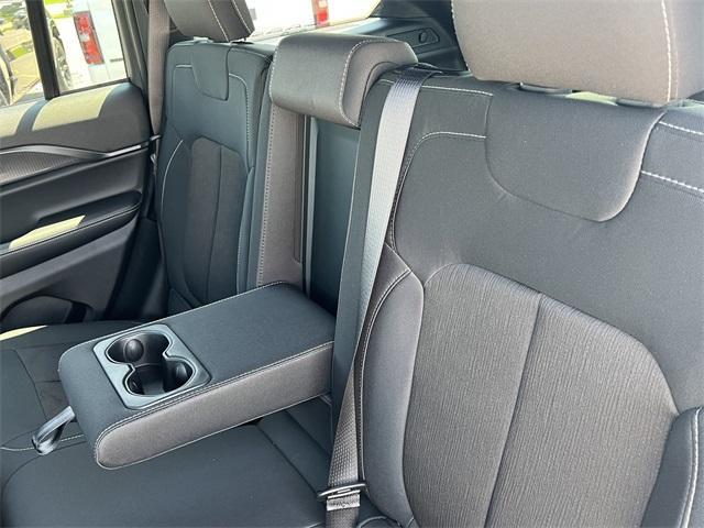 new 2025 Jeep Grand Cherokee car, priced at $44,170