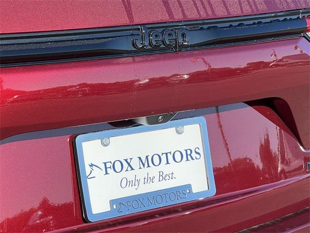 new 2025 Jeep Grand Cherokee car, priced at $48,333