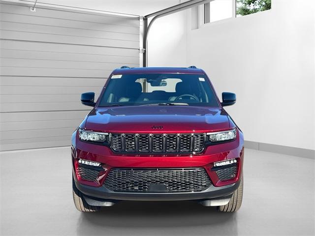 new 2025 Jeep Grand Cherokee car, priced at $48,333