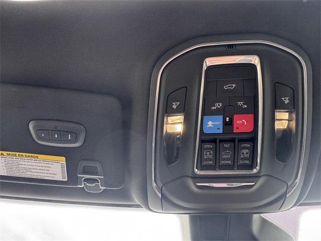new 2025 Jeep Grand Cherokee car, priced at $52,735