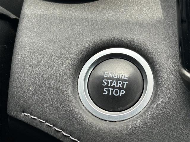 used 2021 Toyota Highlander car, priced at $30,995
