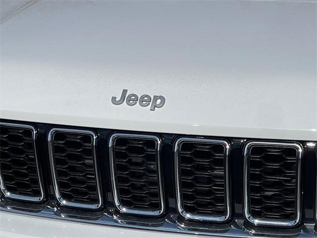 new 2024 Jeep Grand Cherokee car, priced at $50,171