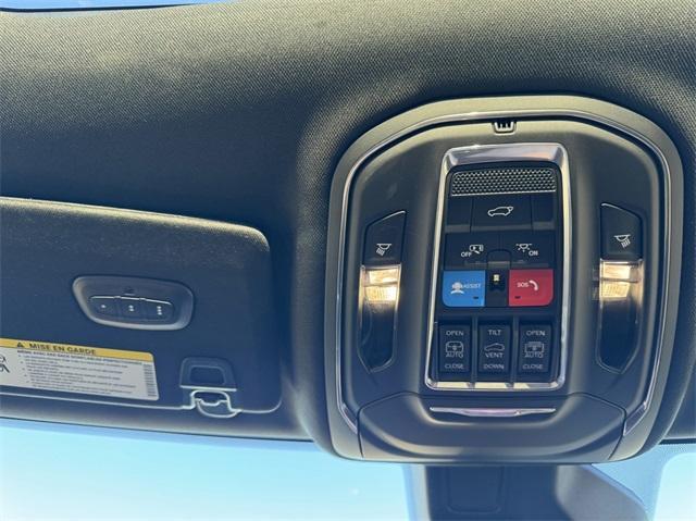 used 2025 Jeep Grand Cherokee car