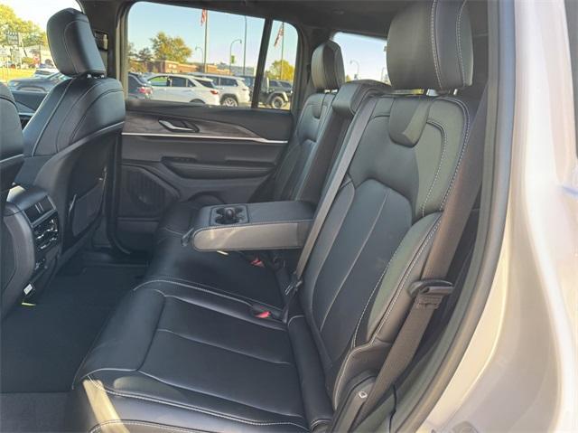 used 2025 Jeep Grand Cherokee car