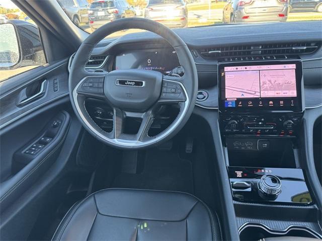 used 2025 Jeep Grand Cherokee car