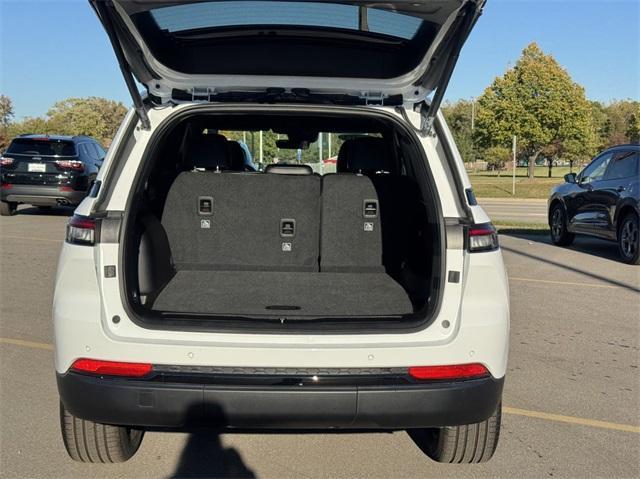 used 2025 Jeep Grand Cherokee car