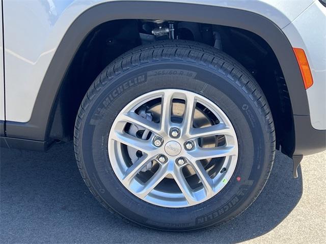 new 2025 Jeep Grand Cherokee car, priced at $44,170