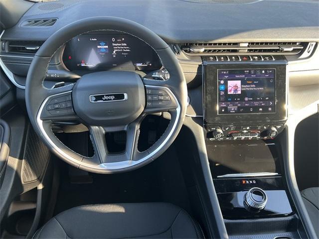 new 2025 Jeep Grand Cherokee L car, priced at $39,515