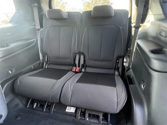 new 2025 Jeep Grand Cherokee L car, priced at $39,515