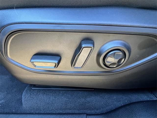 new 2025 Jeep Grand Cherokee car, priced at $43,938