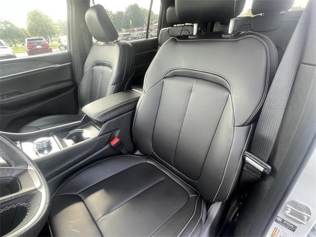 new 2025 Jeep Grand Cherokee L car, priced at $49,597
