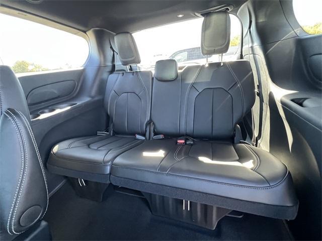 new 2026 Chrysler Pacifica car, priced at $40,513